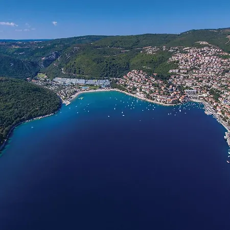 Holiday home Lovely In Marici With Sauna Veli Turini