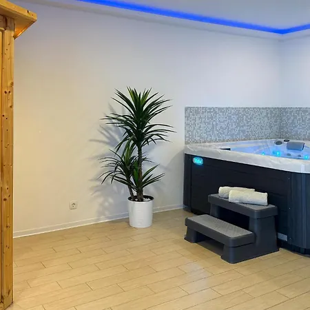 Semesterbostad Lovely In Marici With Sauna *